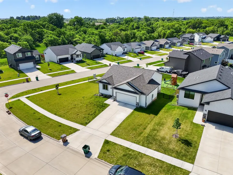 2624 21st Street Sw, Altoona, IA 50009 - #2
