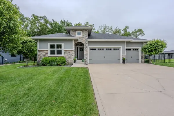 2848 Prairie Rose Drive, Norwalk, IA 50211