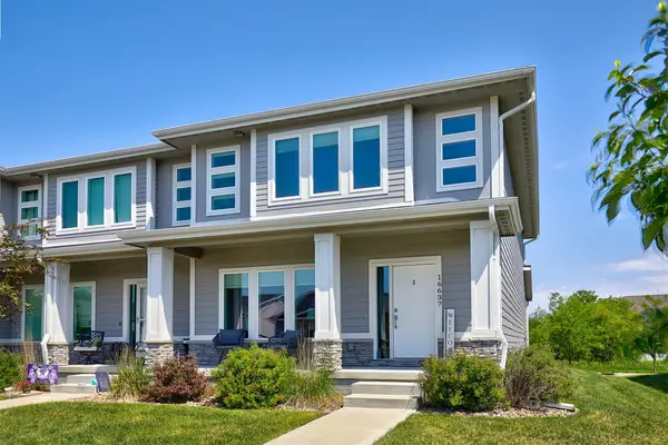 16637 Wilden Drive, Clive, IA 50325