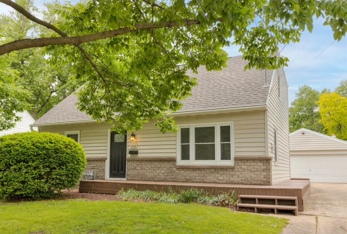 2518 62nd Street, Des Moines, IA 50322 - #1