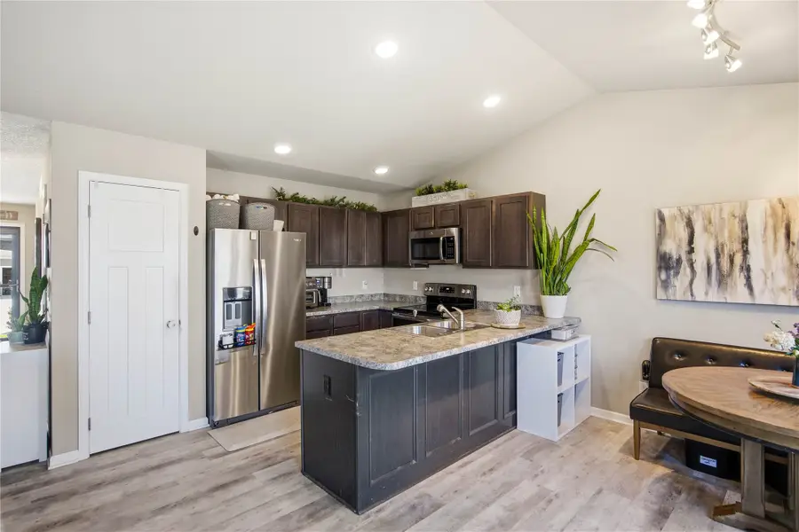 800 37th Street Sw, Bondurant, IA 50035 - #3