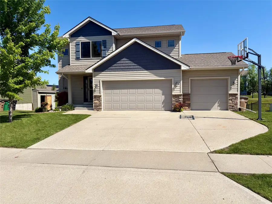 332 Aspen Drive Nw, Bondurant, IA 50035 - #2