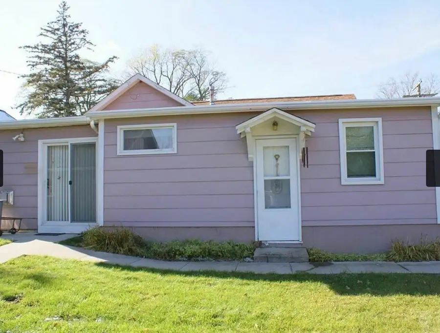 1603 10th Street, Eldora, IA 50627 - #2