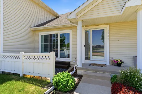2504 NW Heritage Avenue, Ankeny, IA 50023
