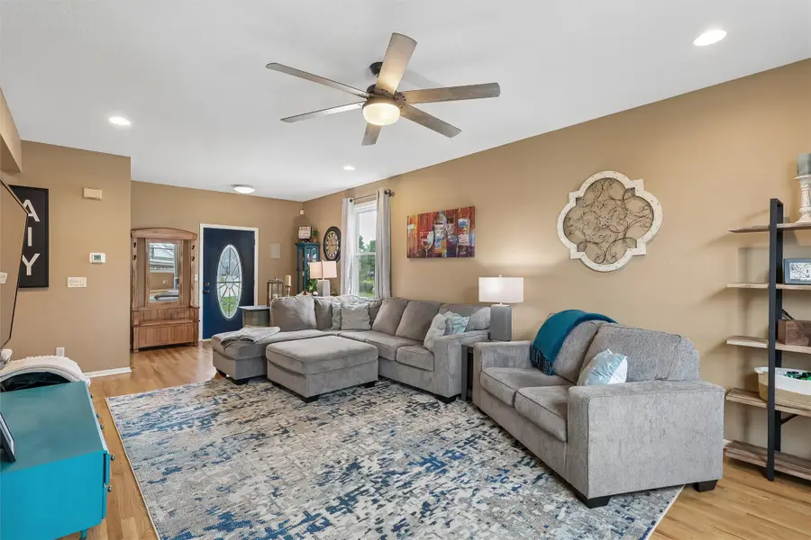 611 SE Chaparal Court, Ankeny, IA 50021 - #3