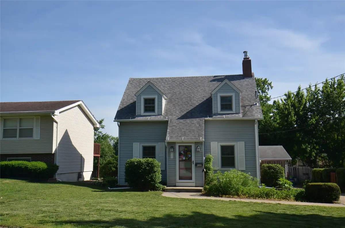 4122 Northwest Drive, Des Moines, IA 50310 - #1