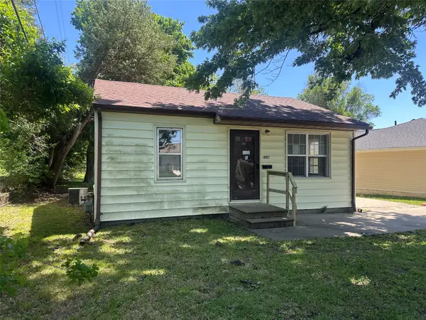 706 E 21st Street Place S, Newton, IA 50208
