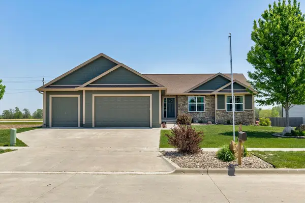 820 NW Spruce Avenue, Earlham, IA 50072