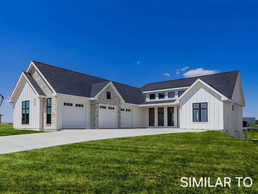 900 Harrington Way, Waukee, IA 50263 - #2