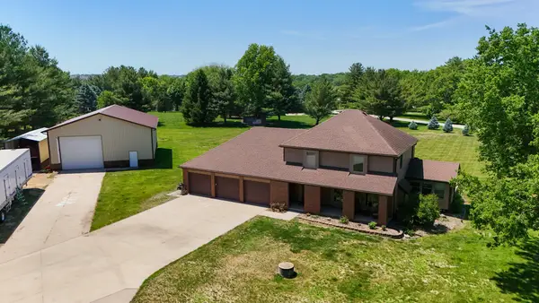 32429 Hunter Hollow Road, Waukee, IA 50263