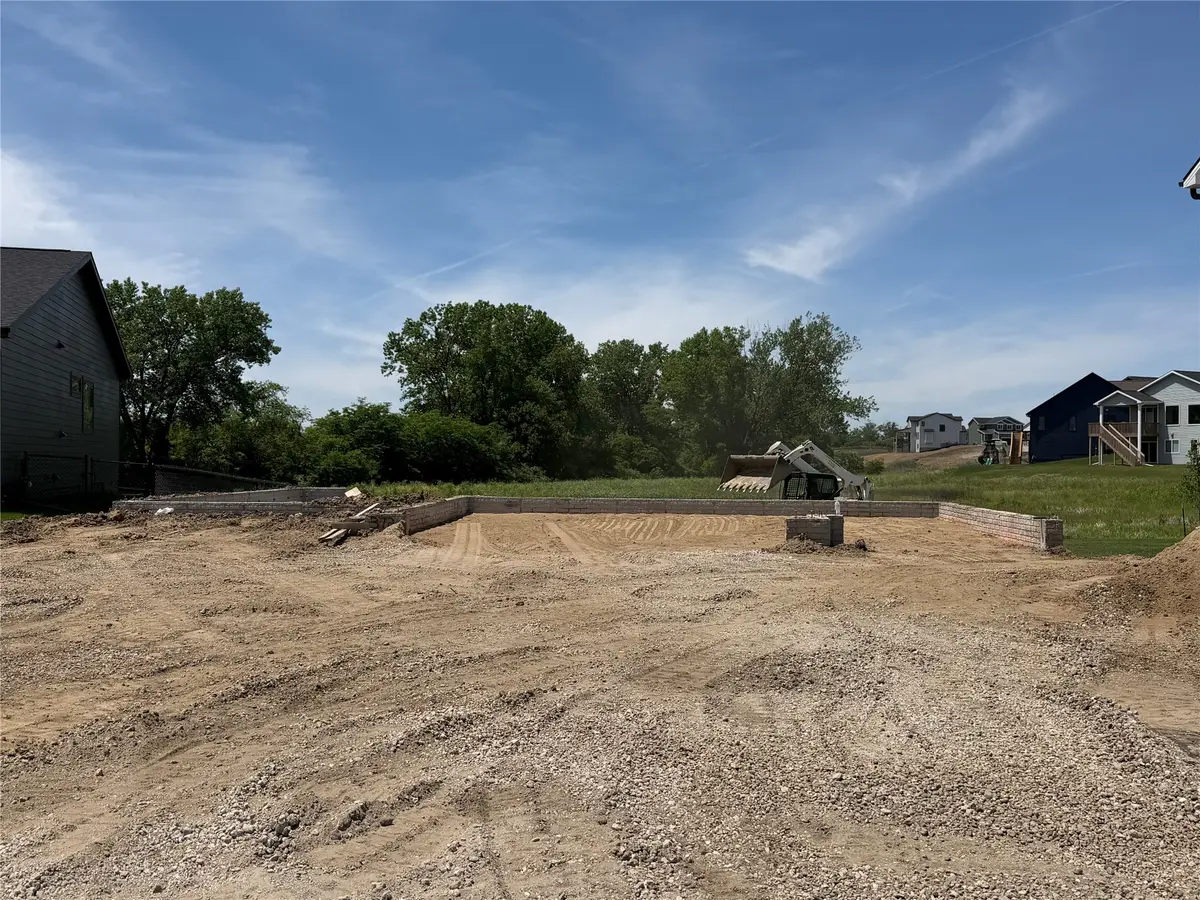 372 Napoli Avenue, West Des Moines, IA 50266 - #1