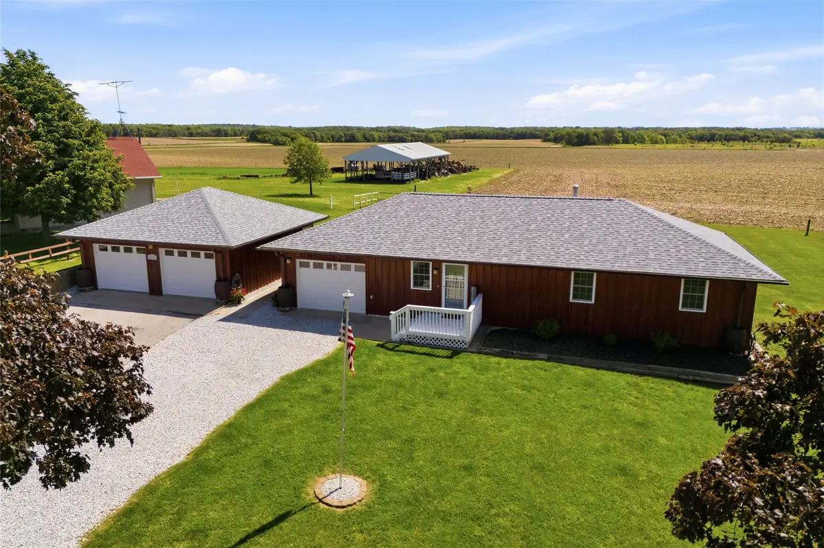 221 Washington Street, Eldora, IA 50627 - #1
