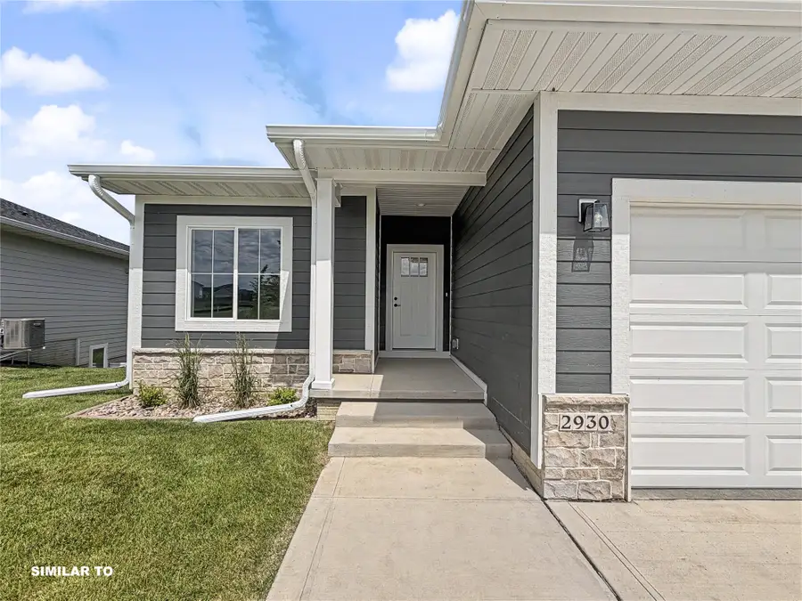 2946 Lake Hill Drive, Des Moines, IA 50320 - #2
