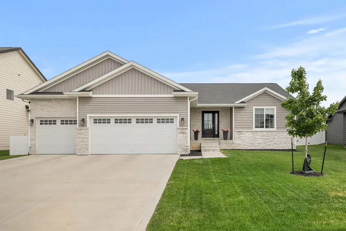 6084 Gladbury Court, Pleasant Hill, IA 50327 - #1