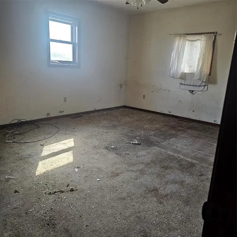 405 E Broadway Street, What Cheer, IA 50268 - #3