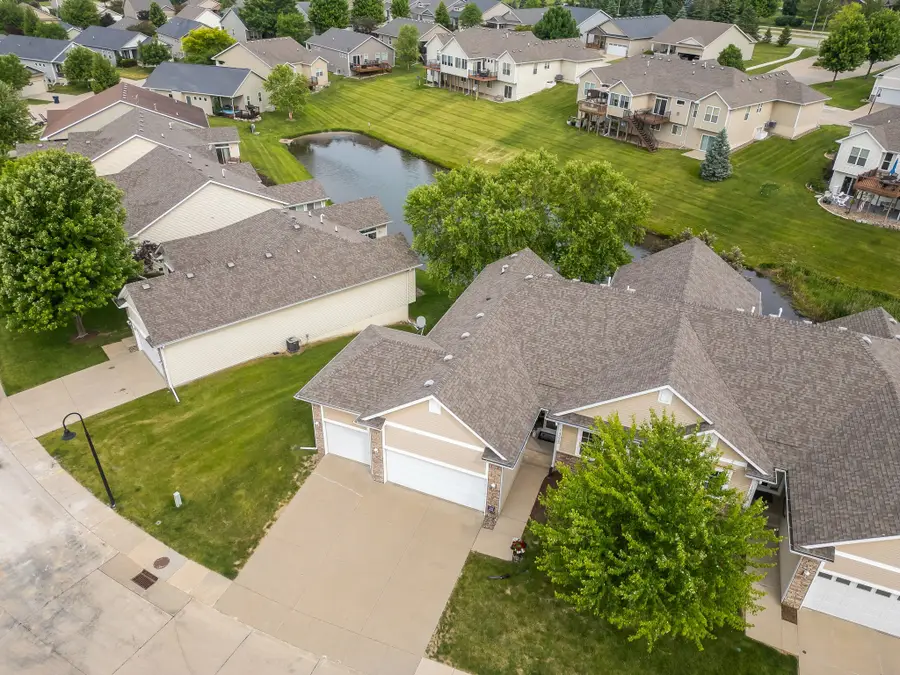 14323 Greenbelt Drive, Urbandale, IA 50323 - #2