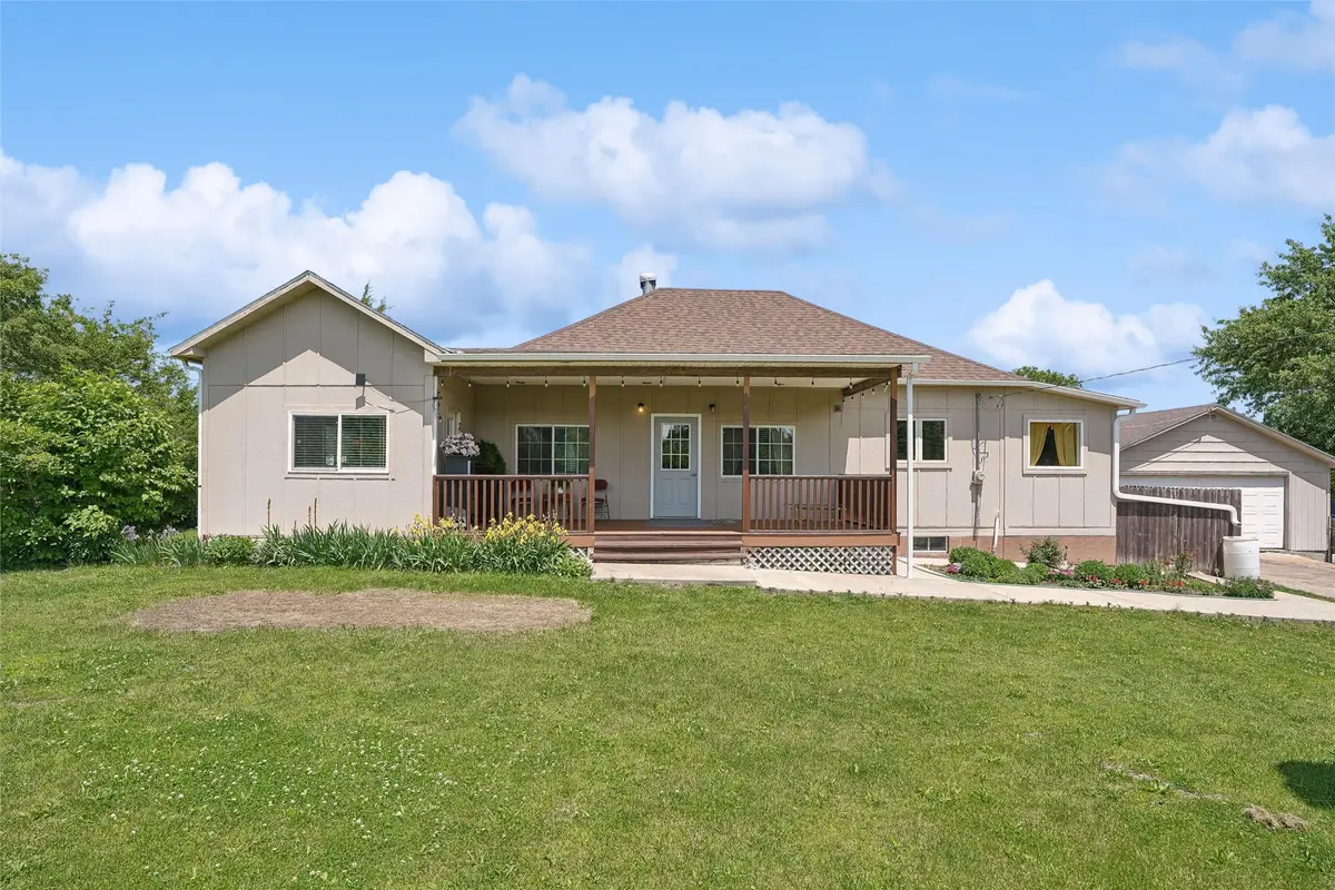 311 Albia Road, Chariton, IA 50049 - #1