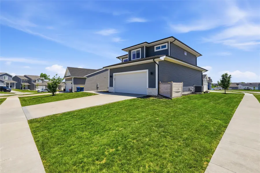 2965 Primrose Lane, Pella, IA 50219 - #3