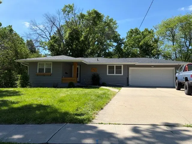 3907 29th Street, Des Moines, IA 50310 - #1