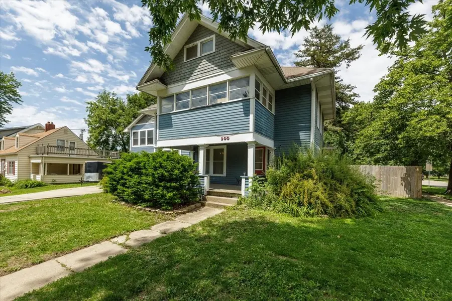 300 W Boston Avenue, Indianola, IA 50125 - #2