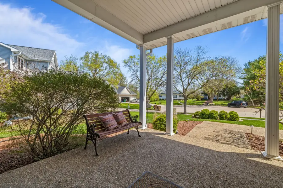 8564 Newbury Court, Johnston, IA 50131 - #3