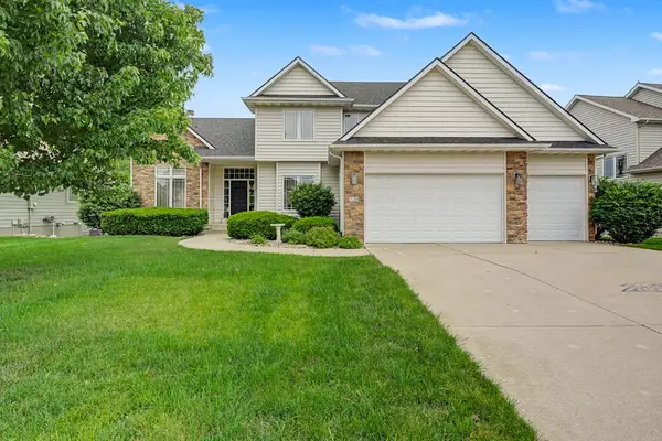 720 NE 42nd Street, Ankeny, IA 50021