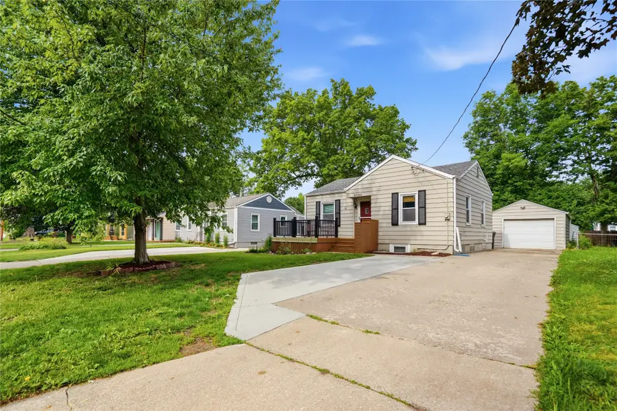 2400 48th Street, Des Moines, IA 50310 - #2