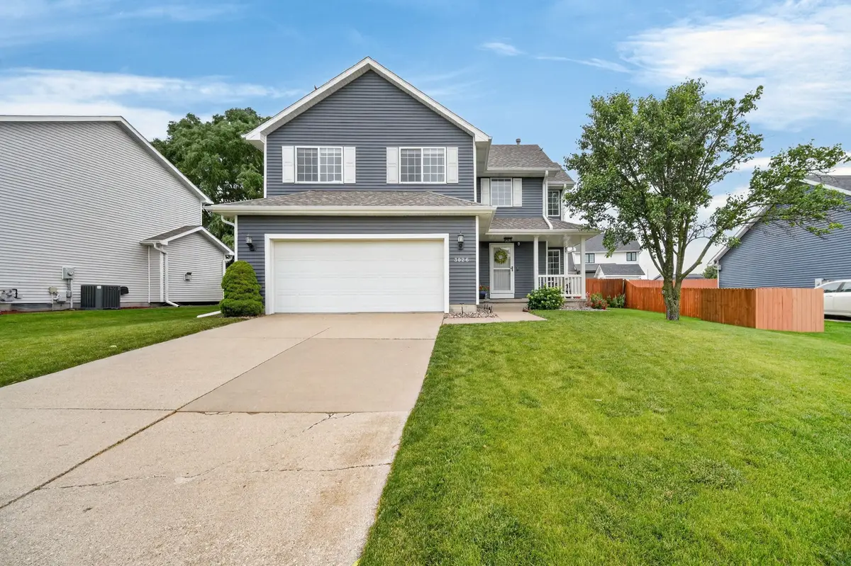 3026 E Porter Avenue, Des Moines, IA 50320 - #1
