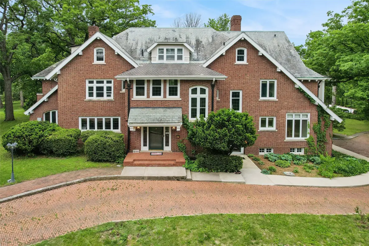100 37th Street, Des Moines, IA 50312 - #1