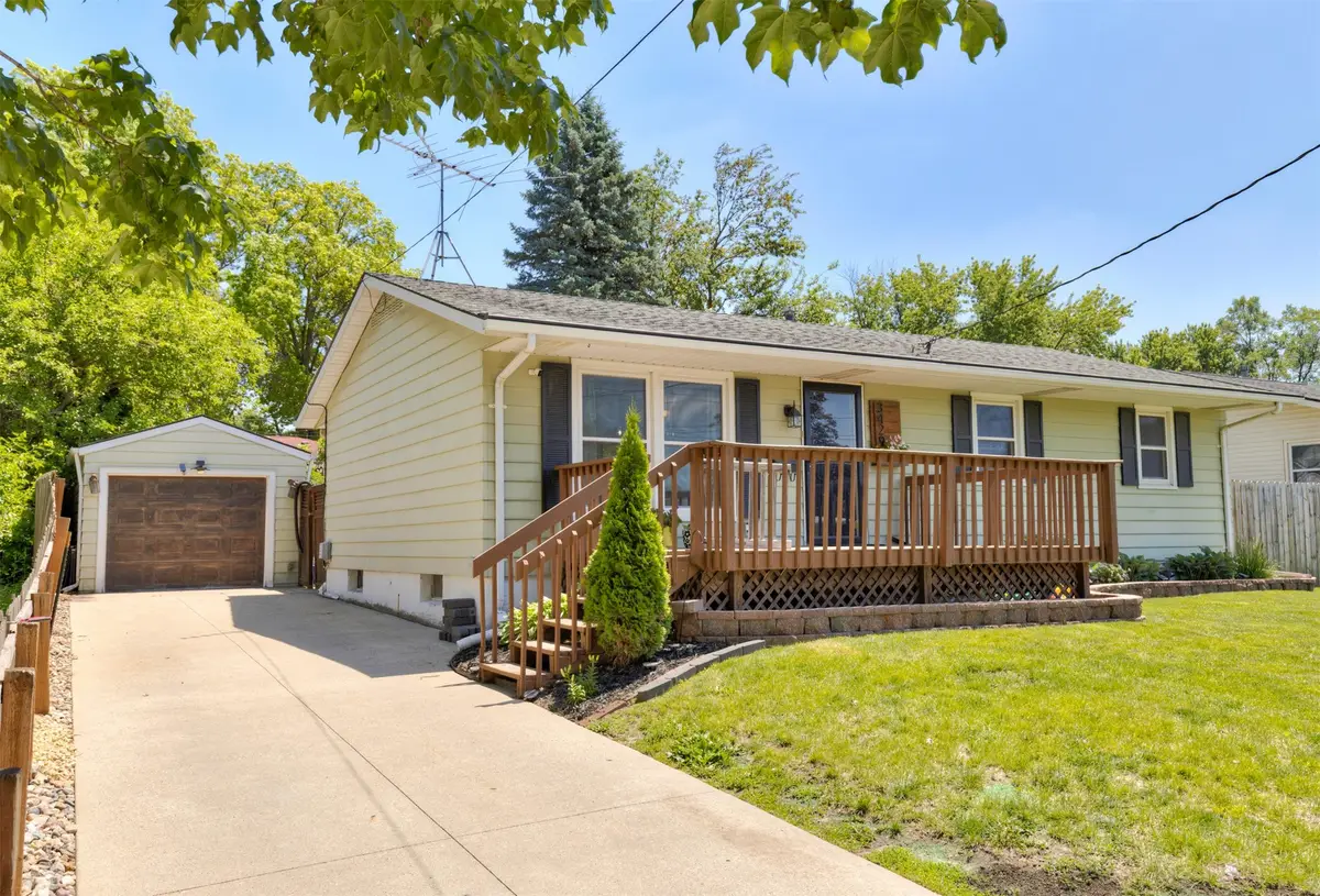 3429 E 38th Court, Des Moines, IA 50317 - #1
