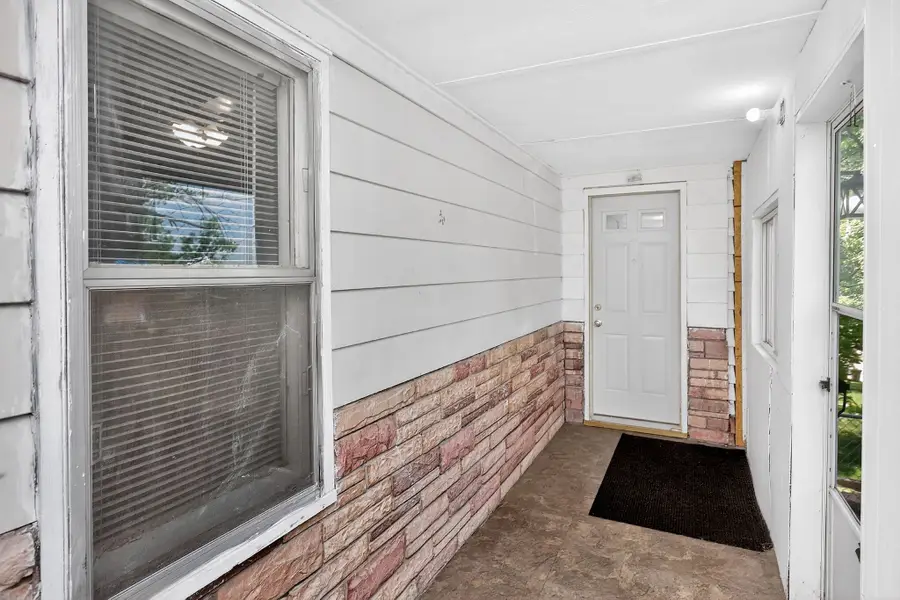 1235 E 34th Street, Des Moines, IA 50317 - #3