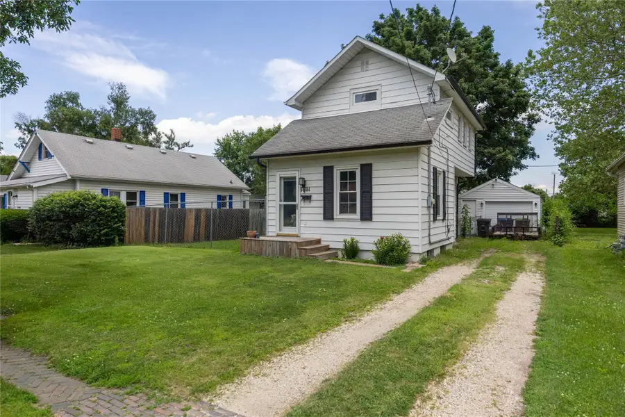 1901 E 23rd Street, Des Moines, IA 50317 - #2