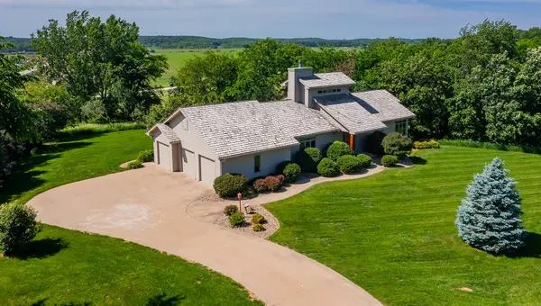 31982 Napa Valley Drive, Waukee, IA 50263