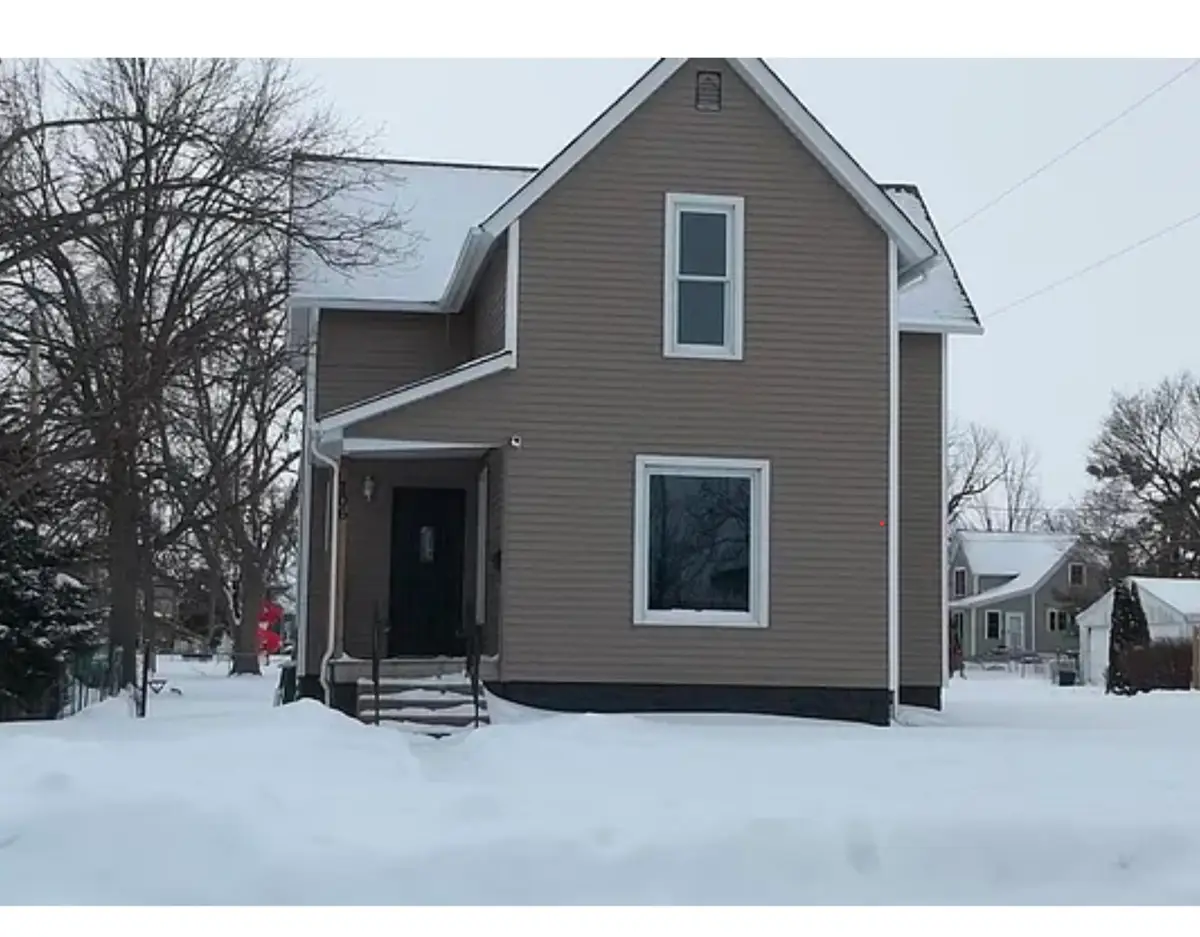 706 W Church Street, Marshalltown, IA 50158 - #1