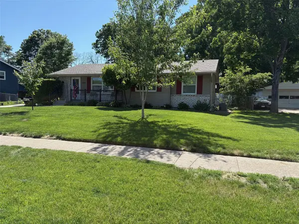 4500 71st Place, Urbandale, IA 50322