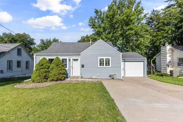 632 12th Street, West Des Moines, IA 50265