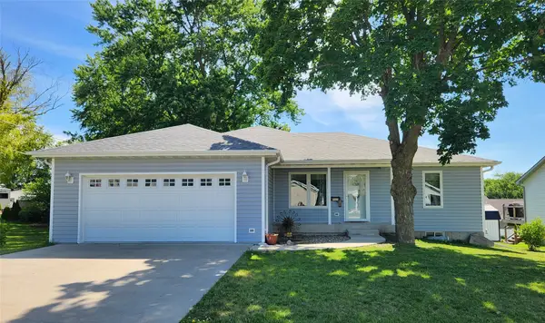 1009 N Harlan Street, Knoxville, IA 50138