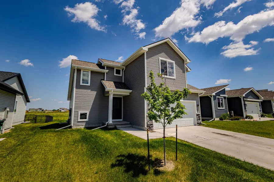 421 Fireside Drive Nw, Bondurant, IA 50035 - #2