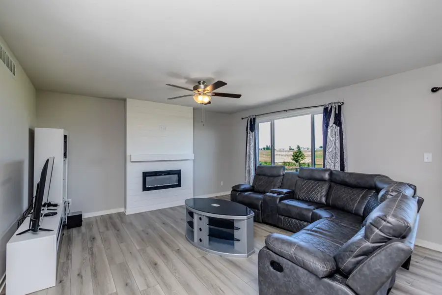 421 Fireside Drive Nw, Bondurant, IA 50035 - #3