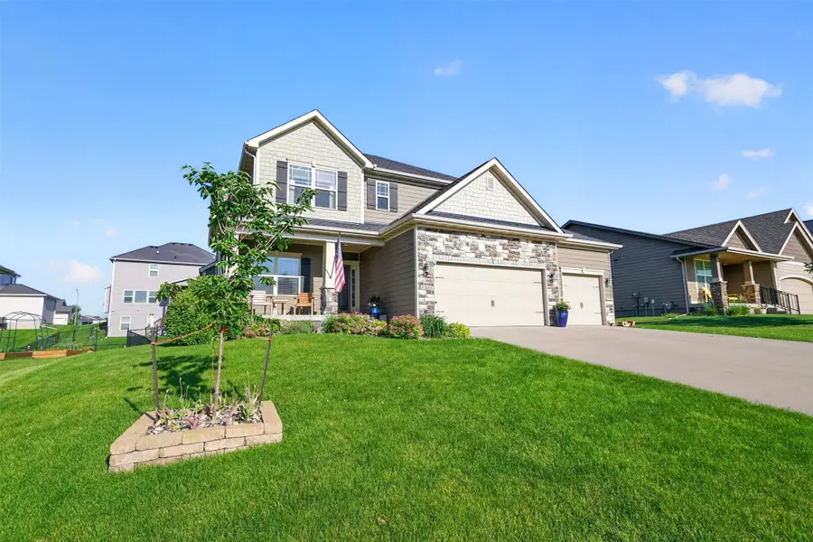 5308 NW 162nd Court, Urbandale, IA 50323 - #2