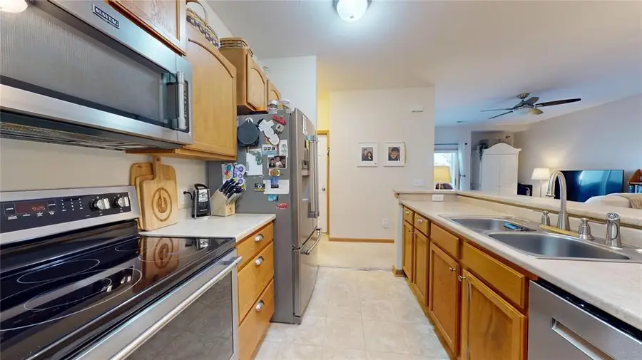 10335 Norfolk Drive #8, Johnston, IA 50131 - #2