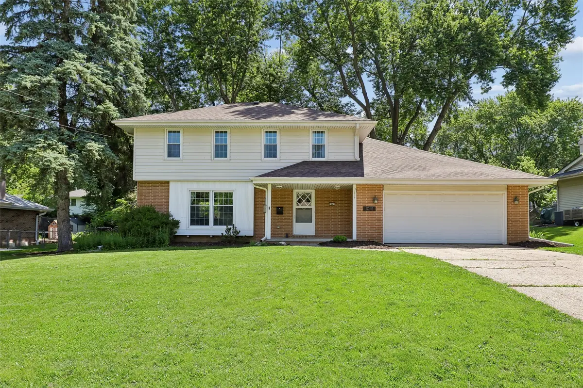 1041 22nd Street, West Des Moines, IA 50265 - #1