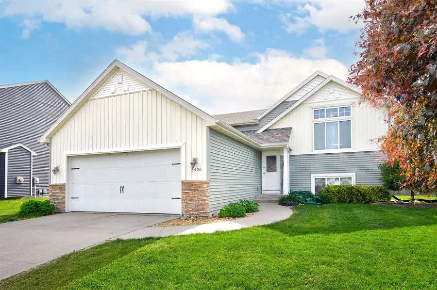 3304 Poplar Drive Sw, Bondurant, IA 50035 - #2