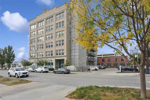 112 11th Street #202, Des Moines, IA 50309