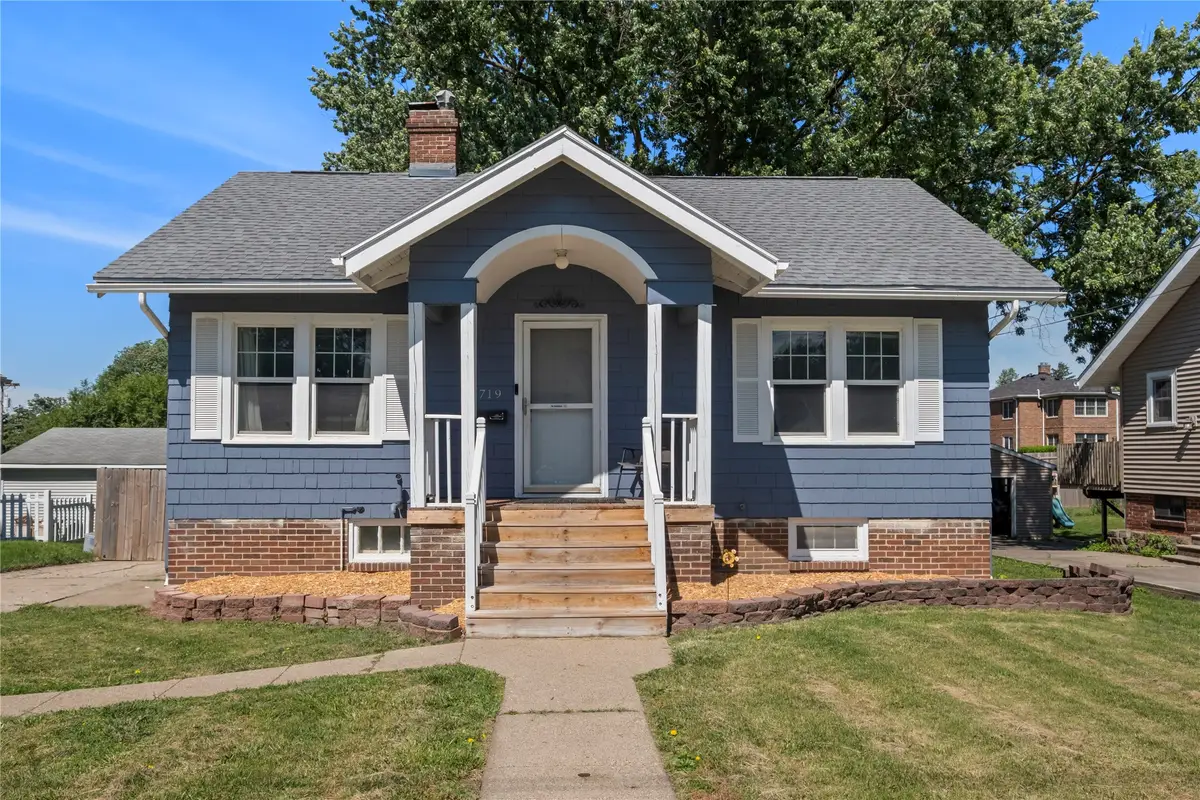 719 W 7th Street S, Newton, IA 50208 - #1