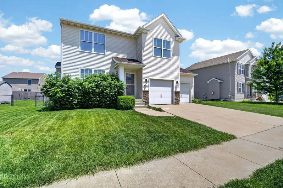 3321 Maple Drive Sw, Bondurant, IA 50035 - #3