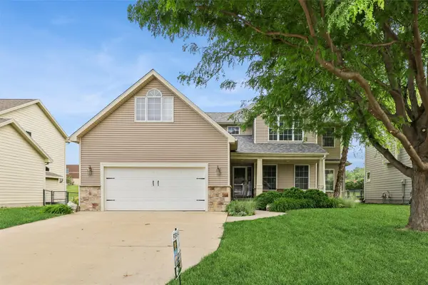 15703 Aurora Avenue, Urbandale, IA 50323