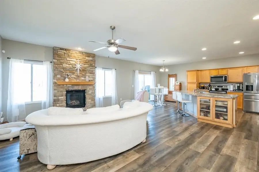 10029 Bayern Lane, Johnston, IA 50131 - #3