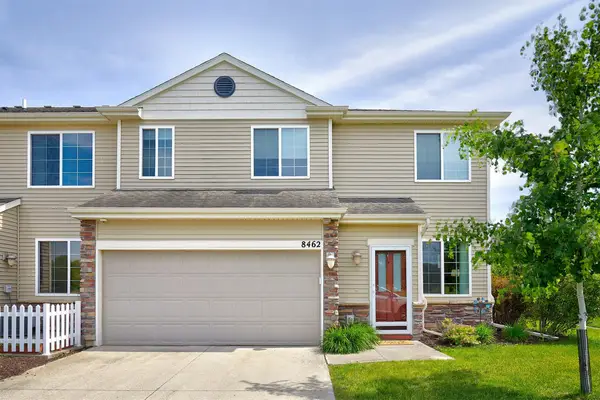 8462 Cody Drive, West Des Moines, IA 50266
