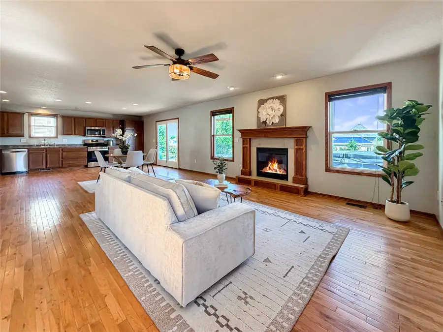 928 SW Springfield Drive, Ankeny, IA 50023 - #2